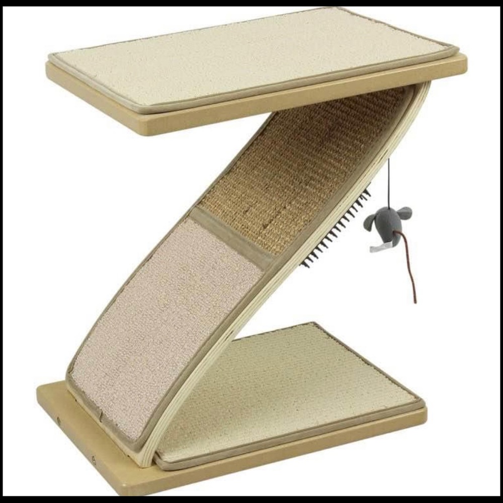 New Z Kitty Scratcher